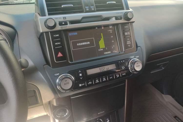 Used Toyota Prado 2016 3.5L Automatic TX-L NAVI Audio And AC Panel