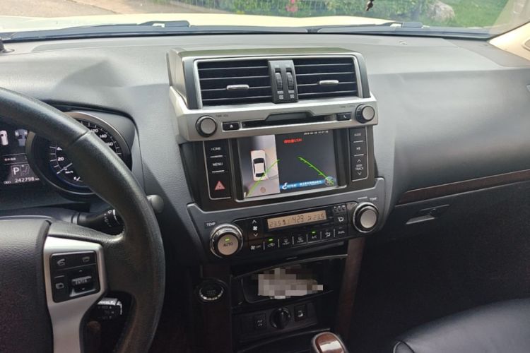 Used Toyota Prado 2016 3.5L Automatic TX-L Audio And AC Panel