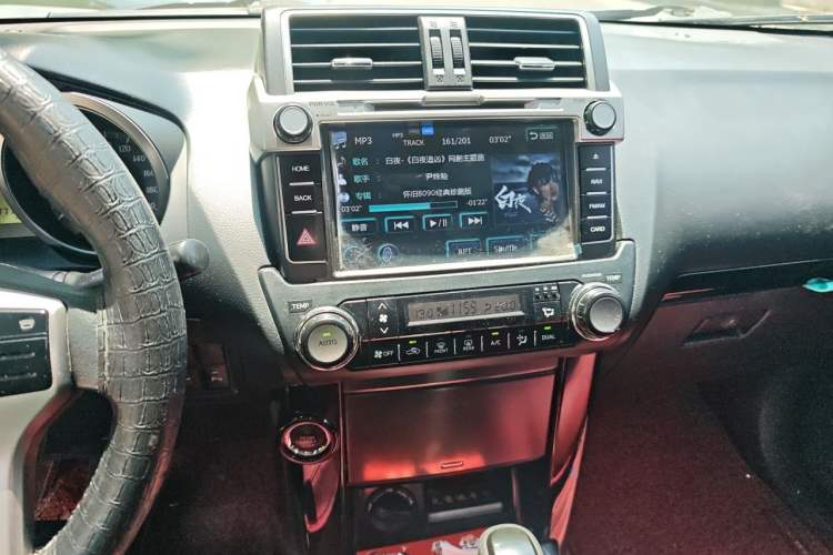 Used Toyota Prado 2016 2.7L Automatic Standard Edition Audio And AC Panel