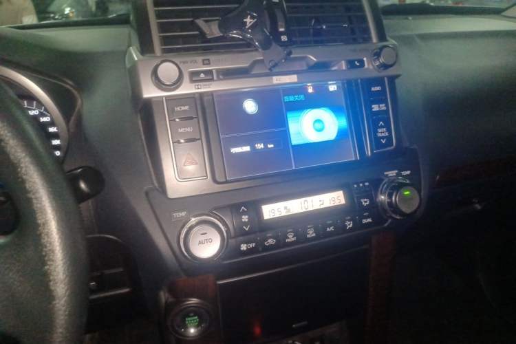 Used Toyota Prado 2016 3.5L Automatic TX-L NAVI Audio And AC Panel