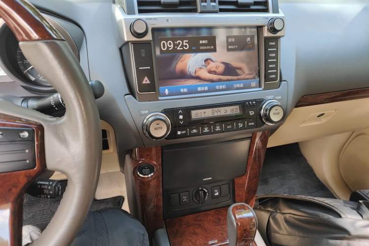 Used Toyota Prado  Audio And AC Panel