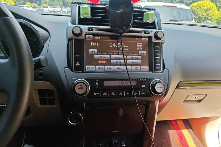 Used Toyota Prado  Audio And AC Panel