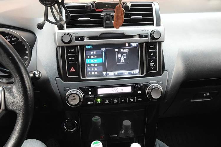 Used Toyota Prado 2016 2.7L Automatic Standard Edition Audio And AC Panel