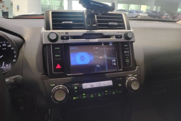 Used Toyota Prado 2016 2.7L Automatic Luxury Edition Audio And AC Panel
