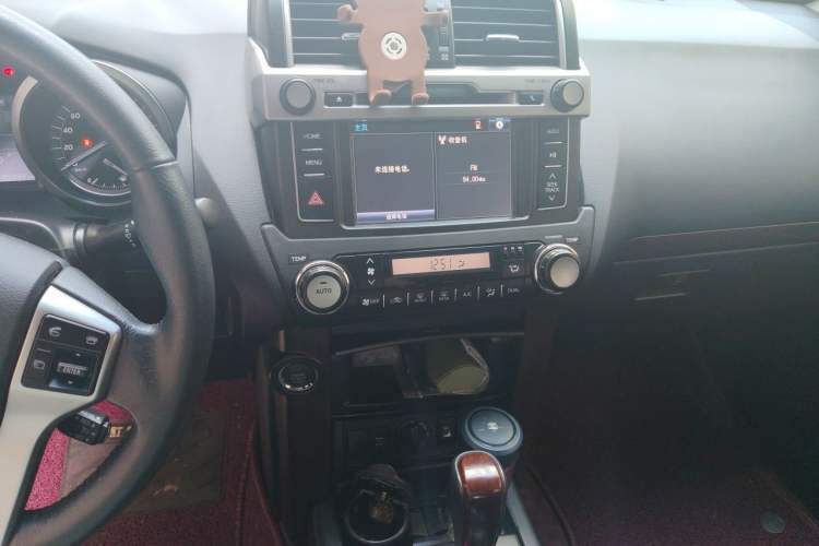 Used Toyota Prado 2016 3.5L Automatic TX-L Audio And AC Panel