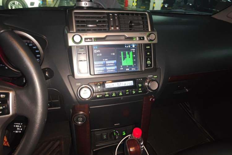 Used Toyota Prado 2016 3.5L Automatic TX-L Audio And AC Panel