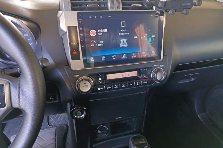 Used Toyota Prado 2016 2.7L Automatic Standard Edition Audio And AC Panel