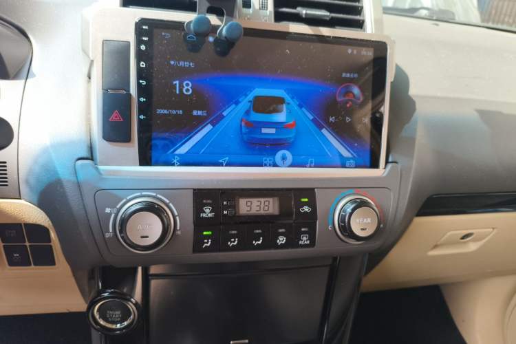 Used Toyota Prado 2016 4.0L 7-Seater Gasoline Middle East Version Audio And AC Panel