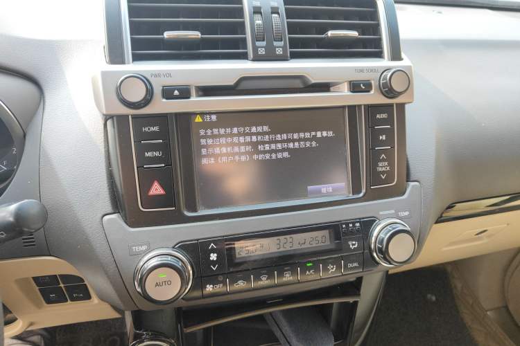 Used Toyota Prado 2016 2.7L Automatic Standard Edition Audio And AC Panel