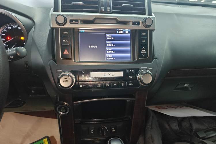Used Toyota Prado 2016 3.5L Automatic TX-L Audio And AC Panel