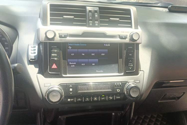 Used Toyota Prado  Audio And AC Panel