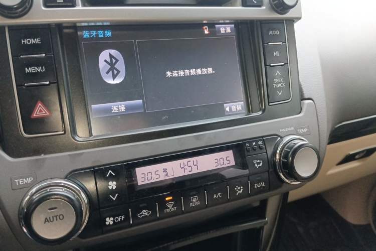 Used Toyota Prado 2016 2.7L Automatic Standard Edition Audio And AC Panel