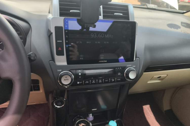 Used Toyota Prado 2016 2.7L Automatic Standard Edition Audio And AC Panel