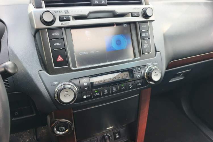 Used Toyota Prado 2016 3.5L Automatic TX-L NAVI Audio And AC Panel