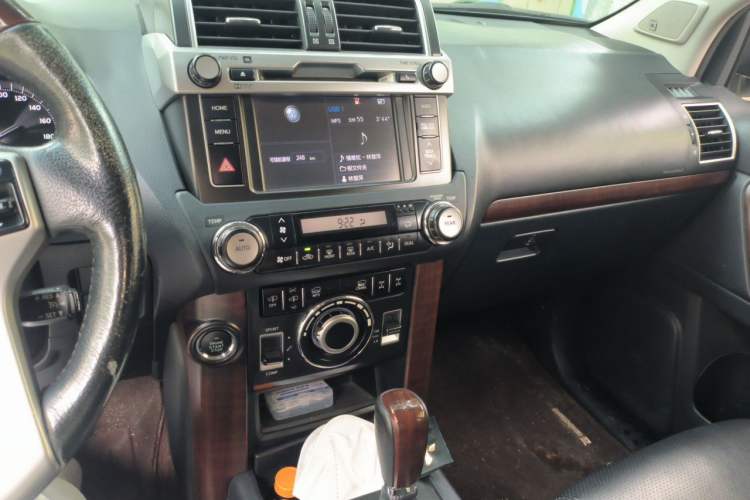 Used Toyota Prado 2016 3.5L Automatic VX NAVI Audio And AC Panel