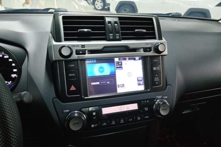 Used Toyota Prado 2016 3.5L Automatic TX-L NAVI Audio And AC Panel