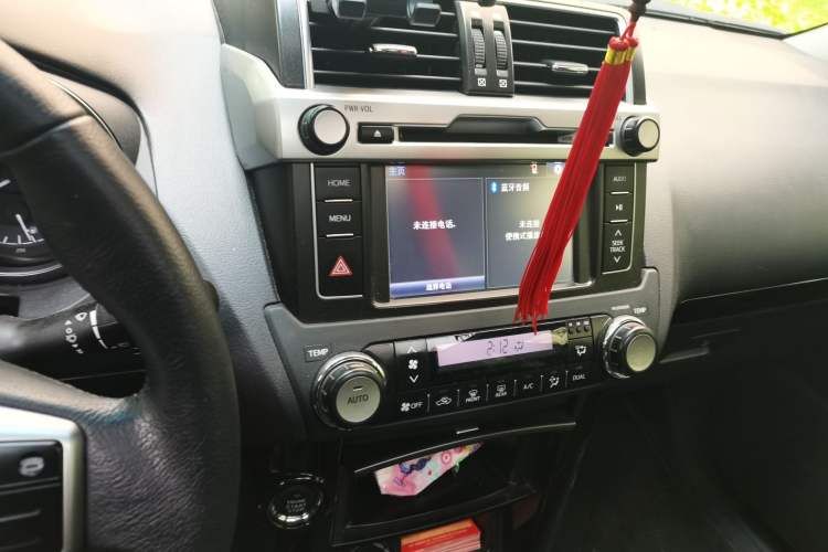 Used Toyota Prado 2016 2.7L Automatic Standard Edition Audio And AC Panel