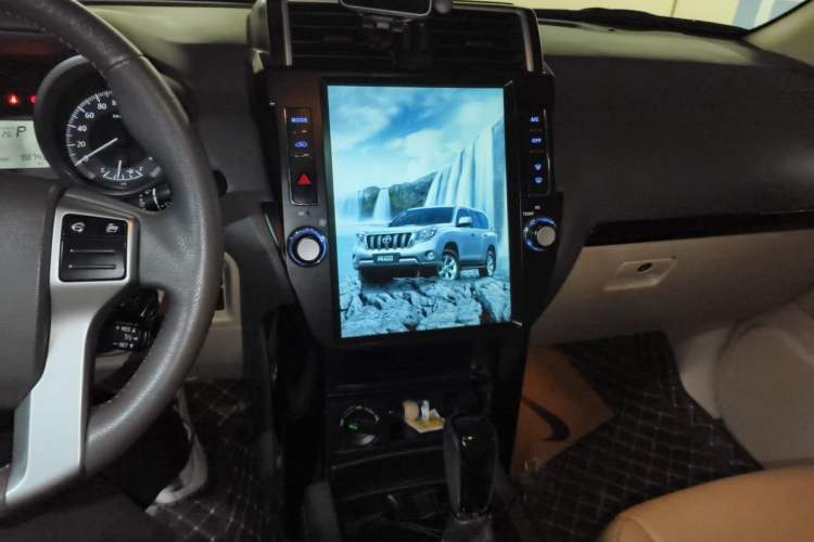 Used Toyota Prado  Audio And AC Panel