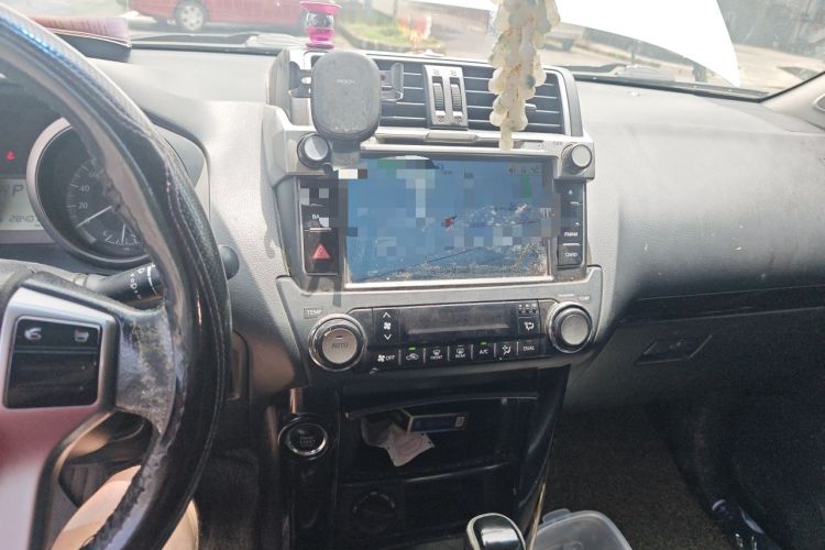 Used Toyota Prado 2016 2.7L Automatic Standard Edition Audio And AC Panel