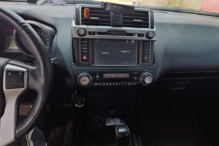 Used Toyota Prado 2016 2.7L Automatic Standard Edition Audio And AC Panel