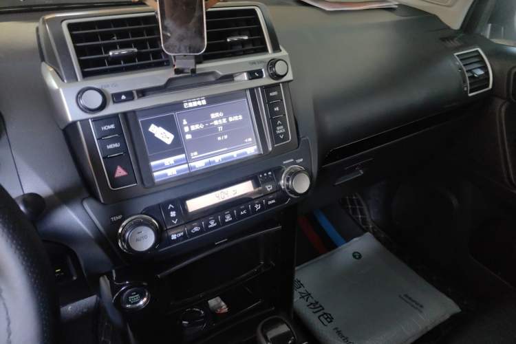 Used Toyota Prado 2016 2.7L Automatic Standard Edition Audio And AC Panel