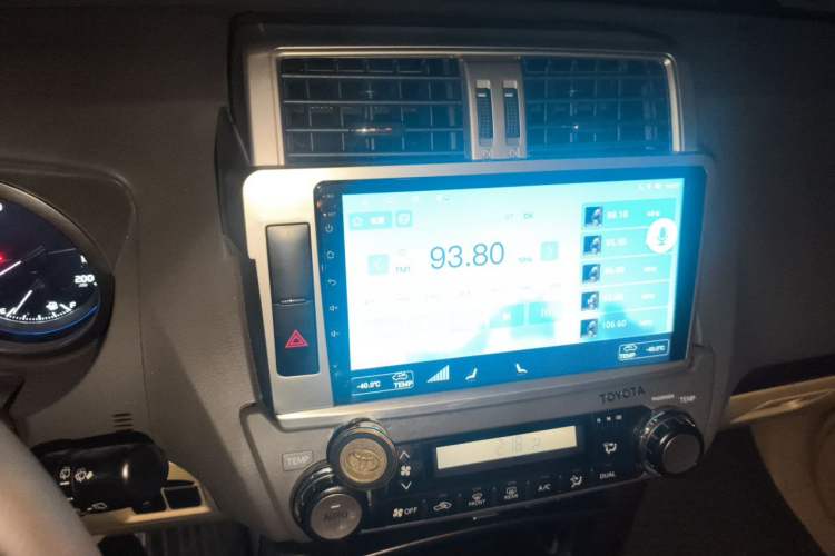 Used Toyota Prado 2016 3.5L Automatic TX-L Audio And AC Panel