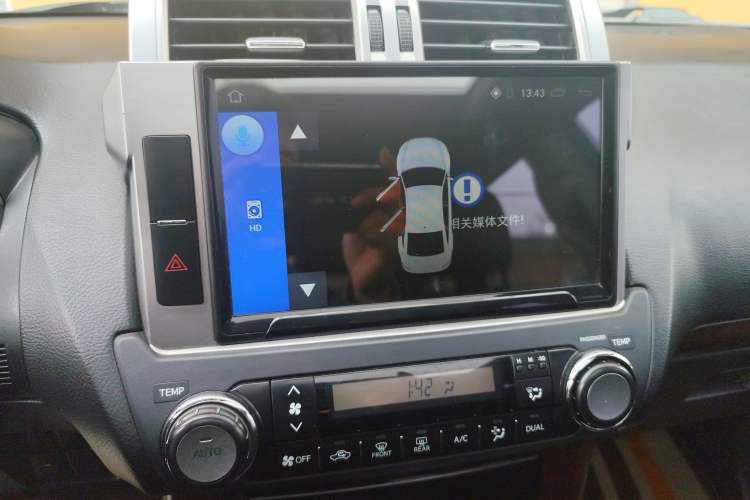 Used Toyota Prado 2016 3.5L Automatic TX-L Audio And AC Panel