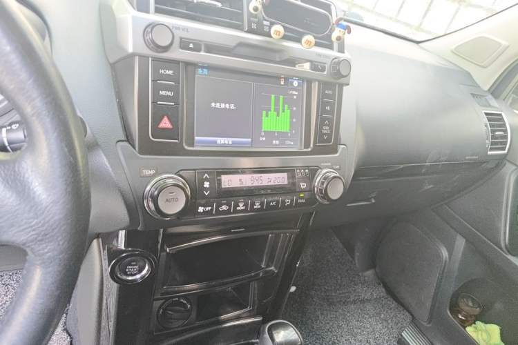 Used Toyota Prado 2016 2.7L Automatic Standard Edition Audio And AC Panel
