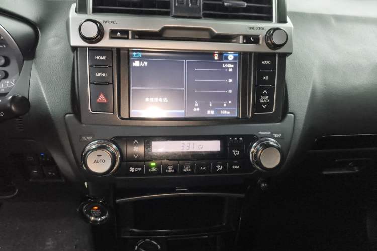 Used Toyota Prado 2016 2.7L Automatic Standard Edition Audio And AC Panel
