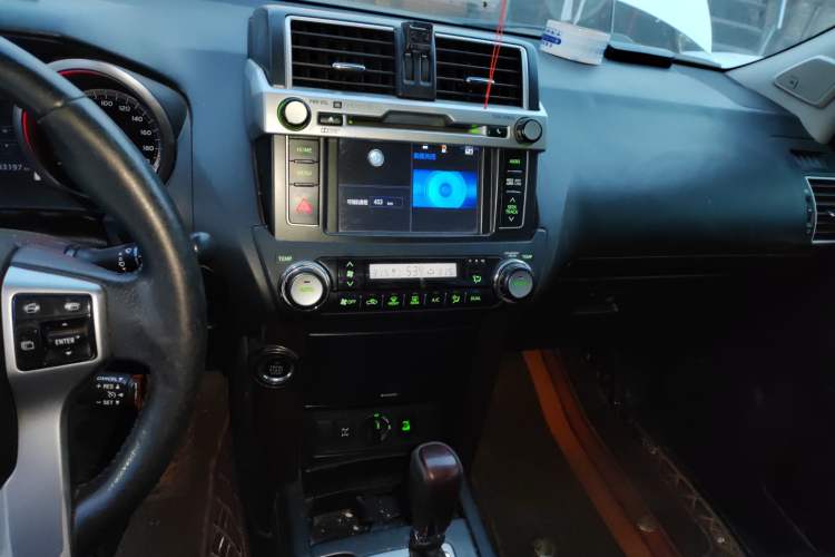 Used Toyota Prado 2016 3.5L Automatic TX-L NAVI Audio And AC Panel