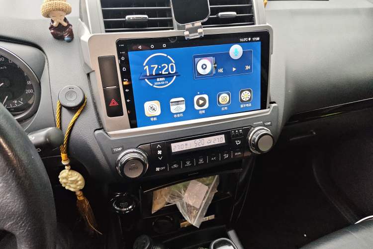 Used Toyota Prado 2016 2.7L Automatic Standard Edition Audio And AC Panel