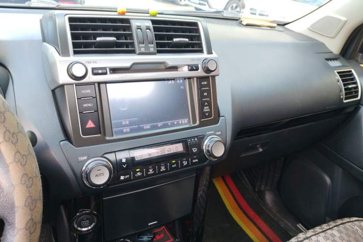 Used Toyota Prado 2016 2.7L Automatic Standard Edition Audio And AC Panel