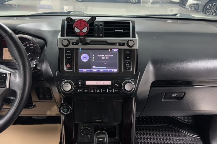 Used Toyota Prado 2016 2.7L Automatic Standard Edition Audio And AC Panel