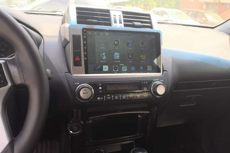 Used Toyota Prado 2016 2.7L Automatic Standard Edition Audio And AC Panel