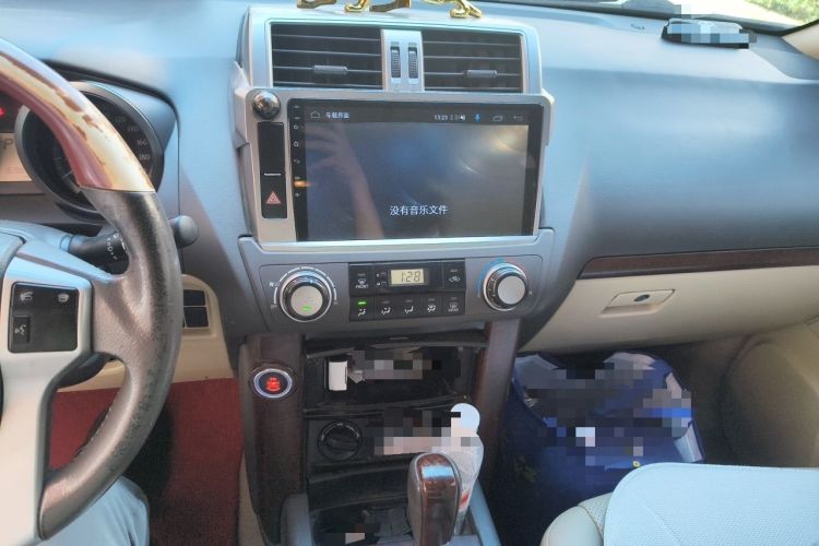 Used Toyota Prado  Audio And AC Panel