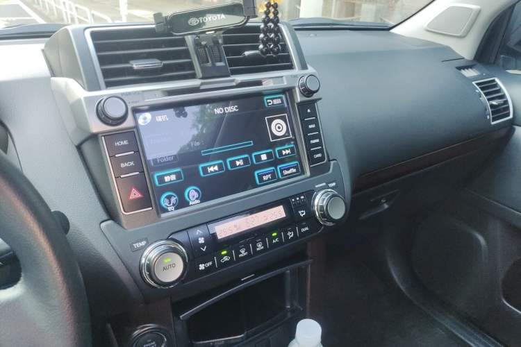 Used Toyota Prado 2016 3.5L Automatic TX-L Audio And AC Panel