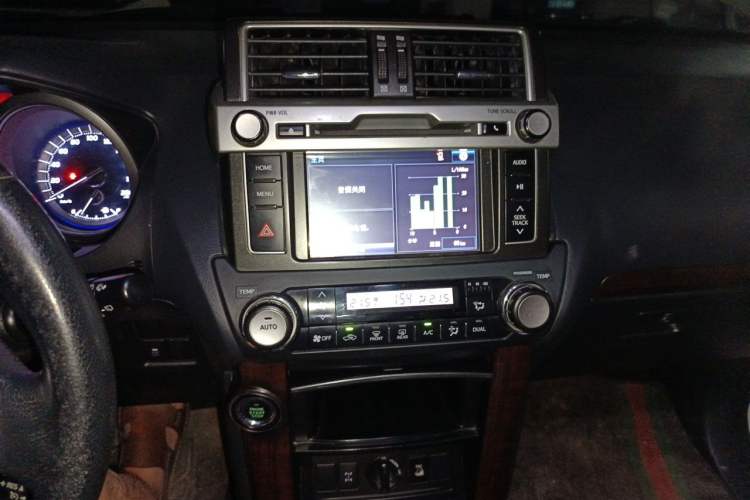 Used Toyota Prado 2016 3.5L Automatic TX-L Audio And AC Panel