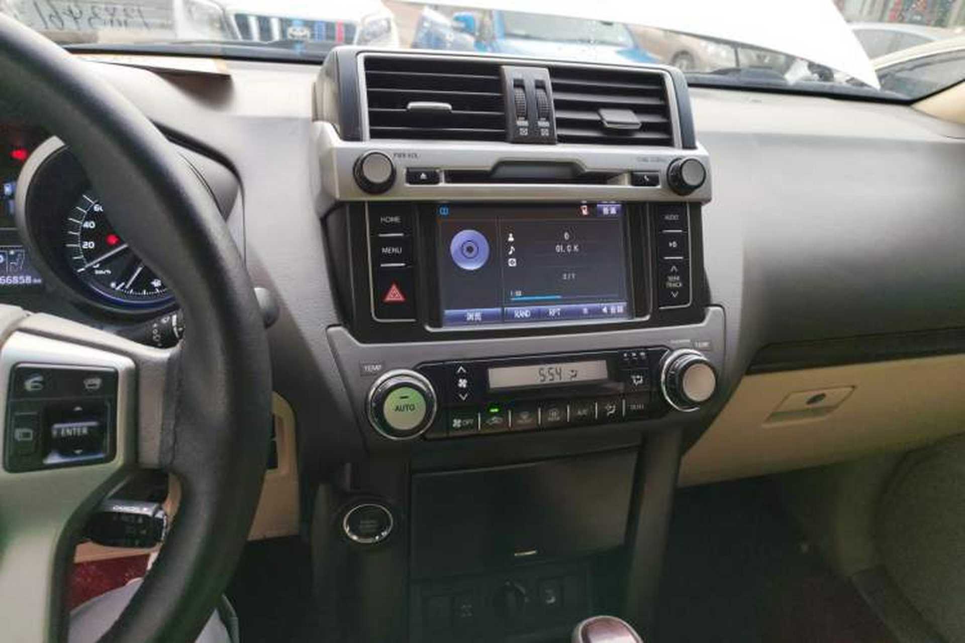 Used Toyota Prado 2016 3.5L Automatic TX-L Audio And AC Panel
