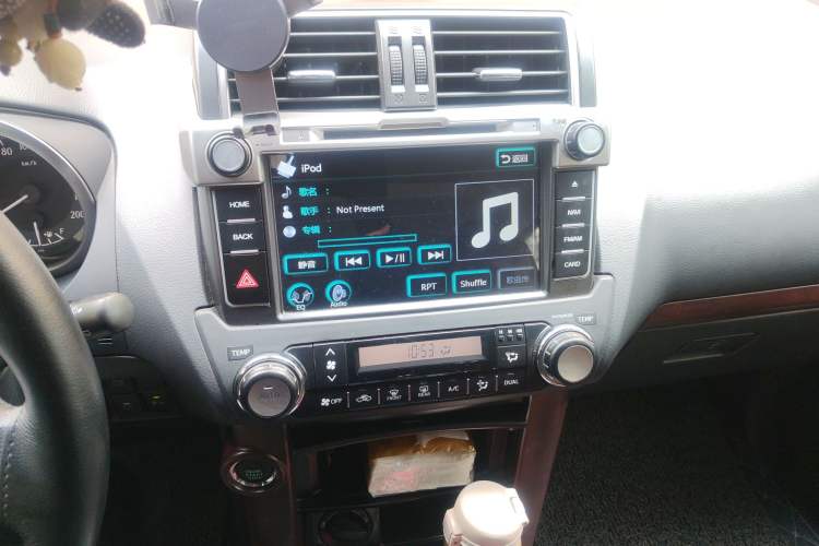 Used Toyota Prado 2016 2.7L Automatic Standard Edition Audio And AC Panel