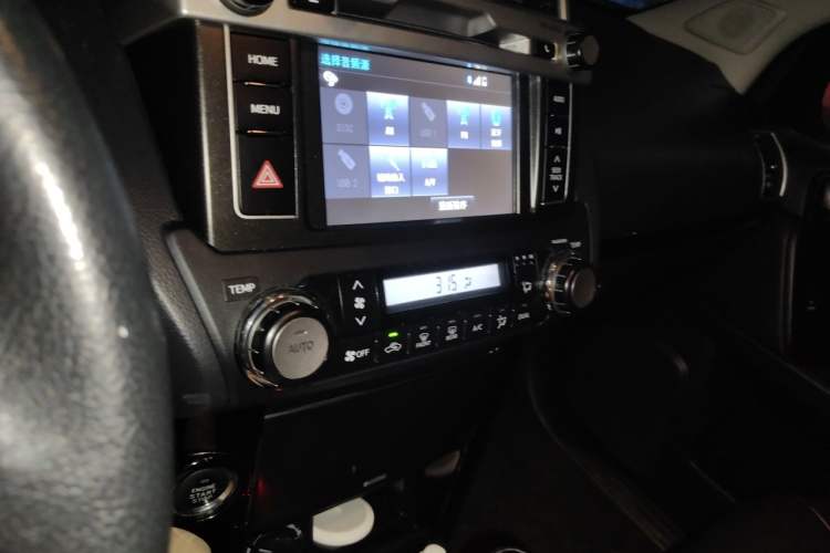 Used Toyota Prado 2016 2.7L Automatic Standard Edition Audio And AC Panel