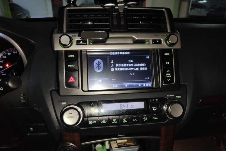 Used Toyota Prado 2016 3.5L Automatic TX-L Audio And AC Panel