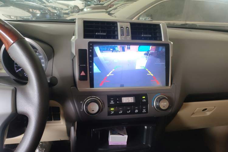 Used Toyota Prado 2016 2700 TX 7-Seater Middle East Version Audio And AC Panel