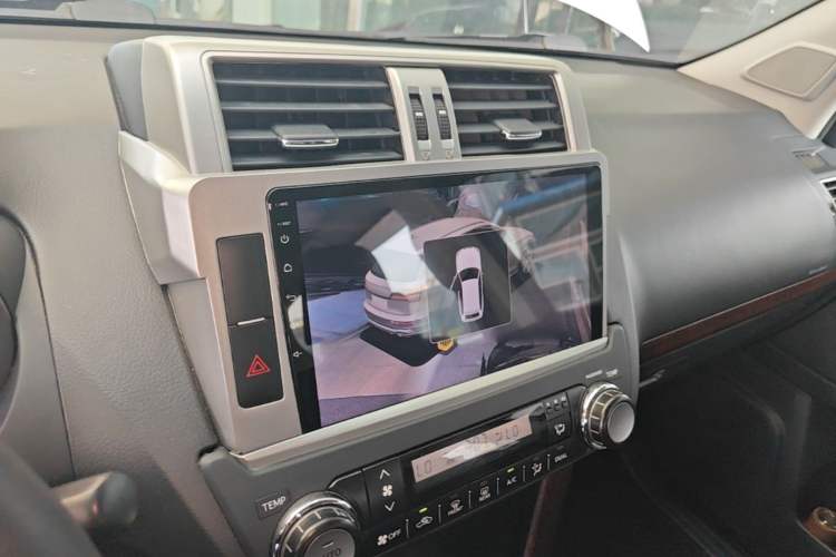 Used Toyota Prado 2016 3.5L Automatic TX-L Audio And AC Panel