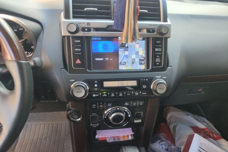 Used Toyota Prado 2016 3.5L Automatic VX NAVI Audio And AC Panel