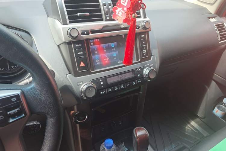 Used Toyota Prado 2016 3.5L Automatic TX-L Audio And AC Panel