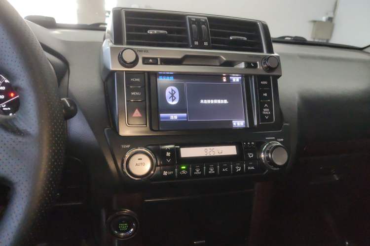 Used Toyota Prado 2016 3.5L Automatic TX-L Audio And AC Panel