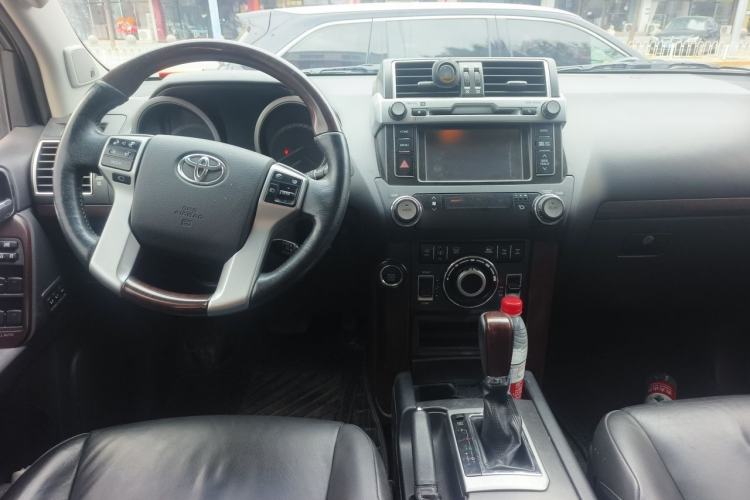 Used Toyota Prado 2016 3.5L Automatic VX NAVI Center Console