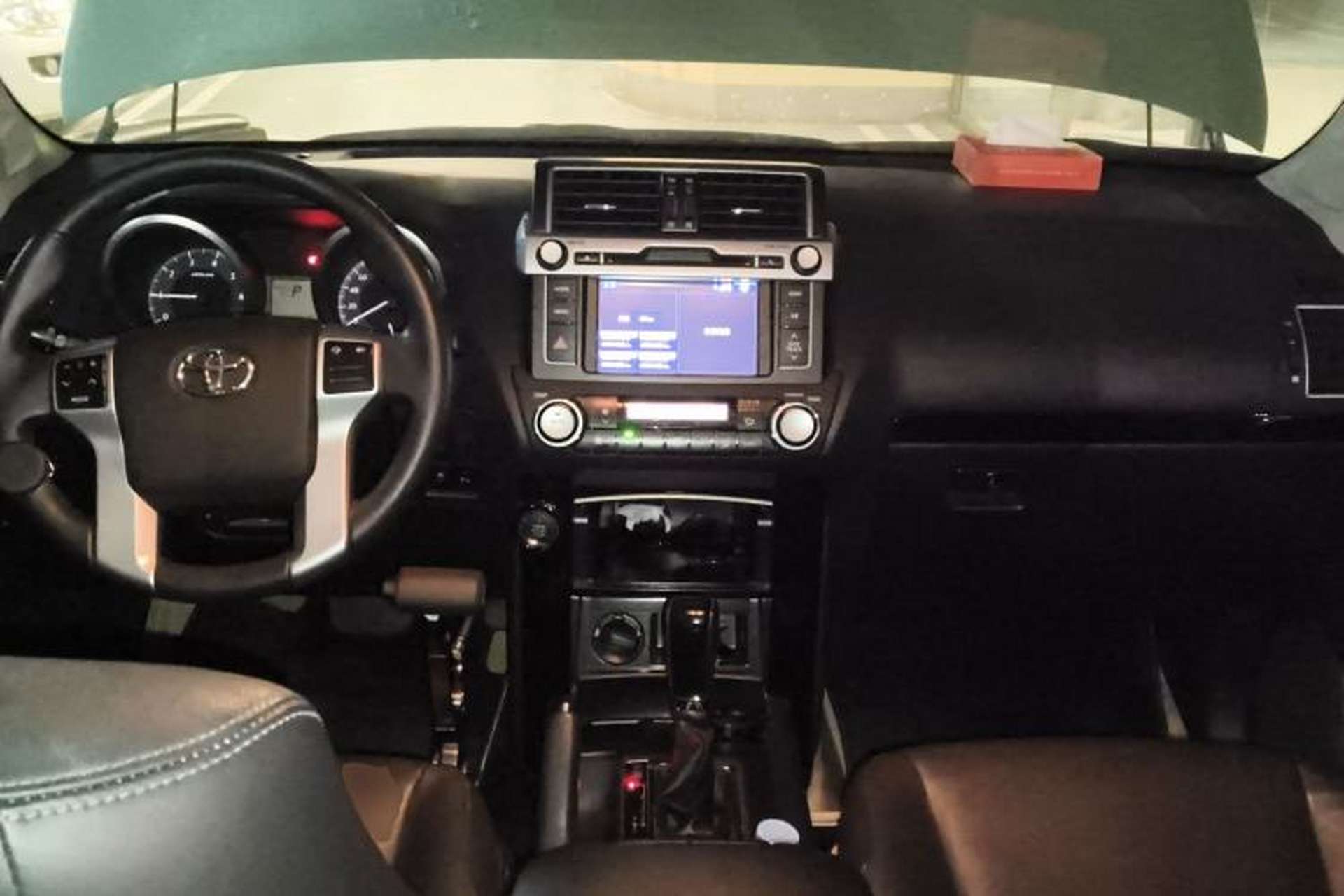 Used Toyota Prado 2016 2.7L Automatic Standard Edition Center Console