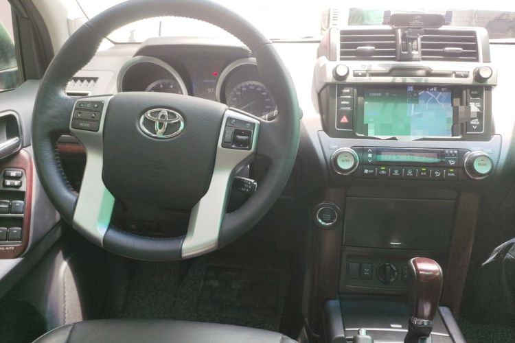 Used Toyota Prado 2016 3.5L Automatic TX-L NAVI Center Console