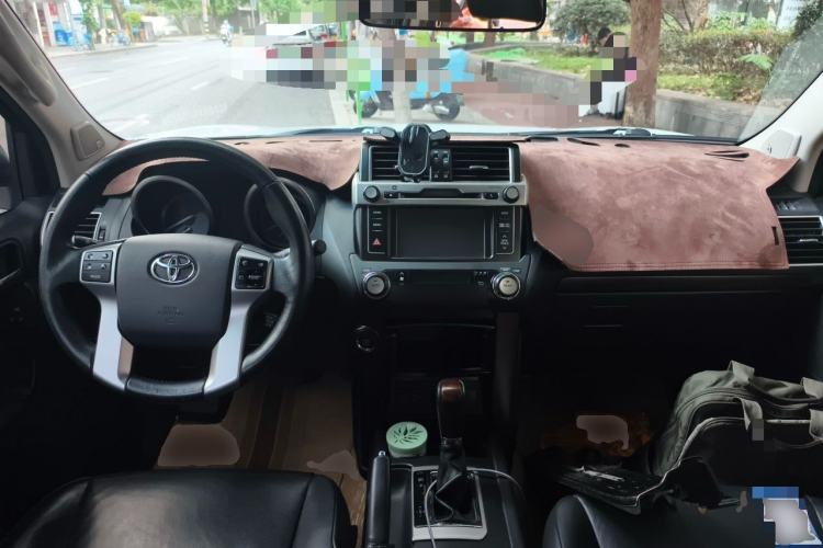 Used Toyota Prado 2016 3.5L Automatic TX-L NAVI Center Console